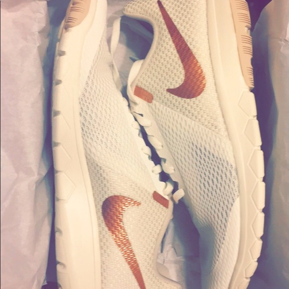 grey and rose gold nike shoes